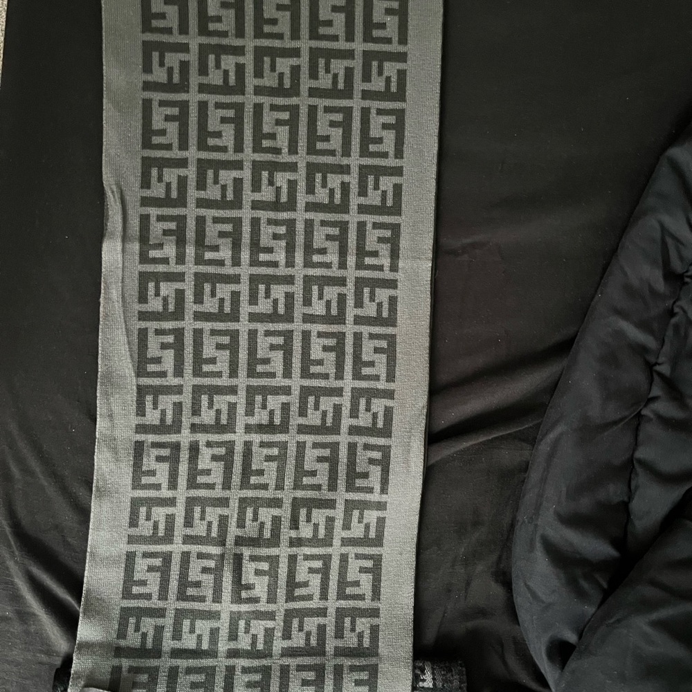 Fendi - Picture 2 of 5